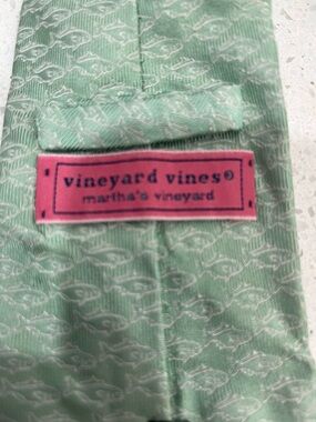 Vineyard Vines Mint Green Fish Motif Tie